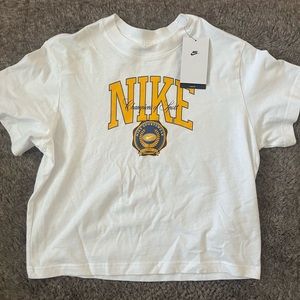 NIKE TEE